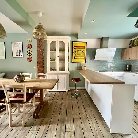 Housing Unifamiliar Con Patio A 100 Metros De La Catedral בית נופש *