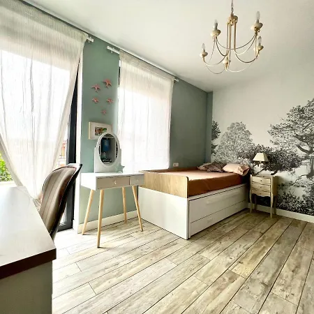 Housing Unifamiliar Con Patio A 100 Metros De La Catedral Леон